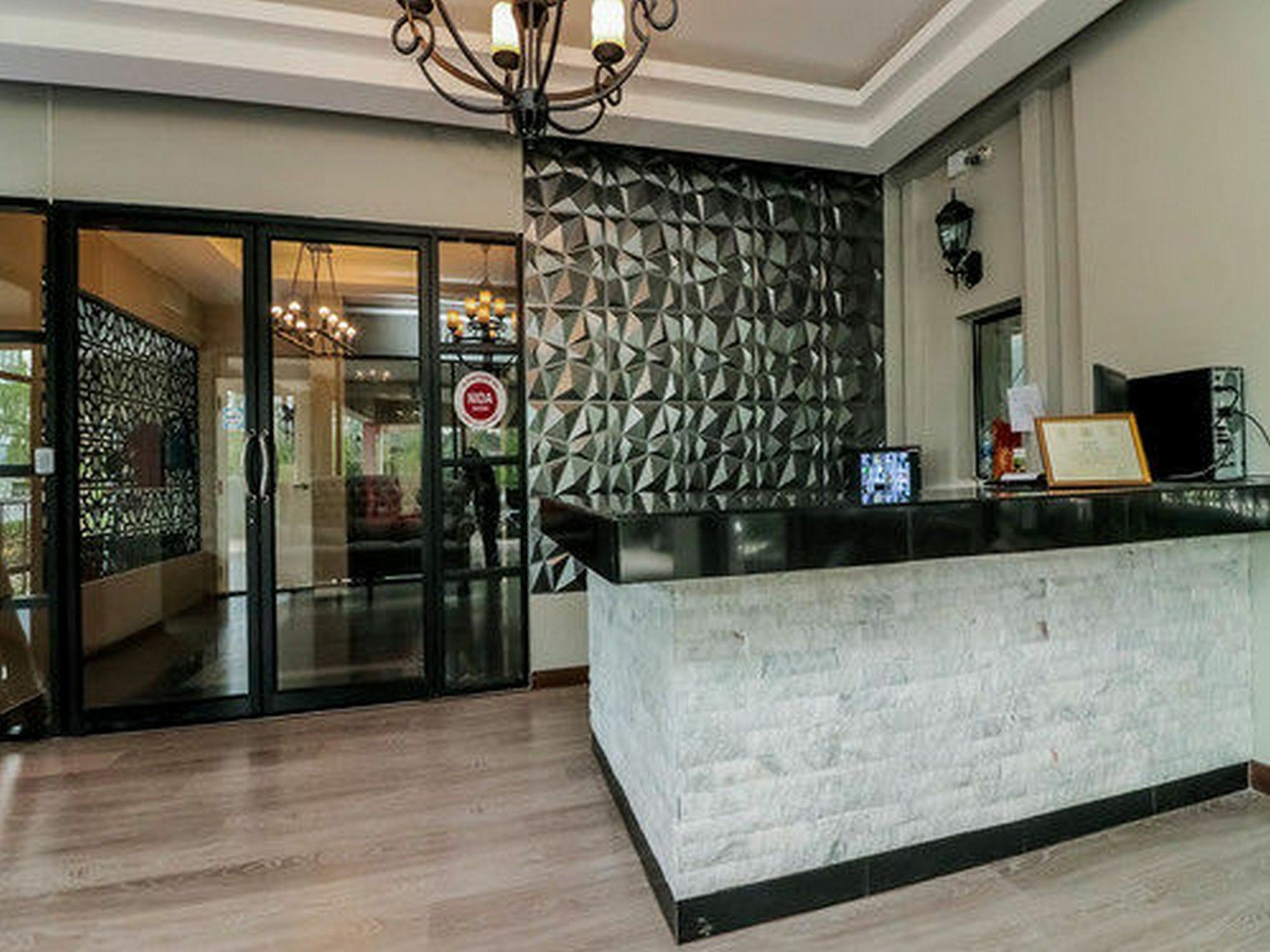 Marisa Residence Bangkok Luaran gambar